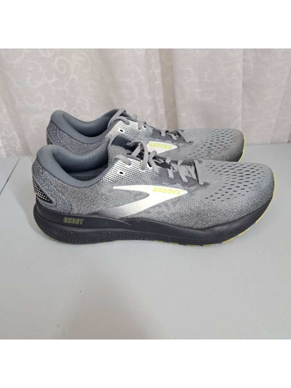 Brooks Ghost 16 Men’s Size 13 Running Shoes Sneakers Primer Gray Lime 110418D040